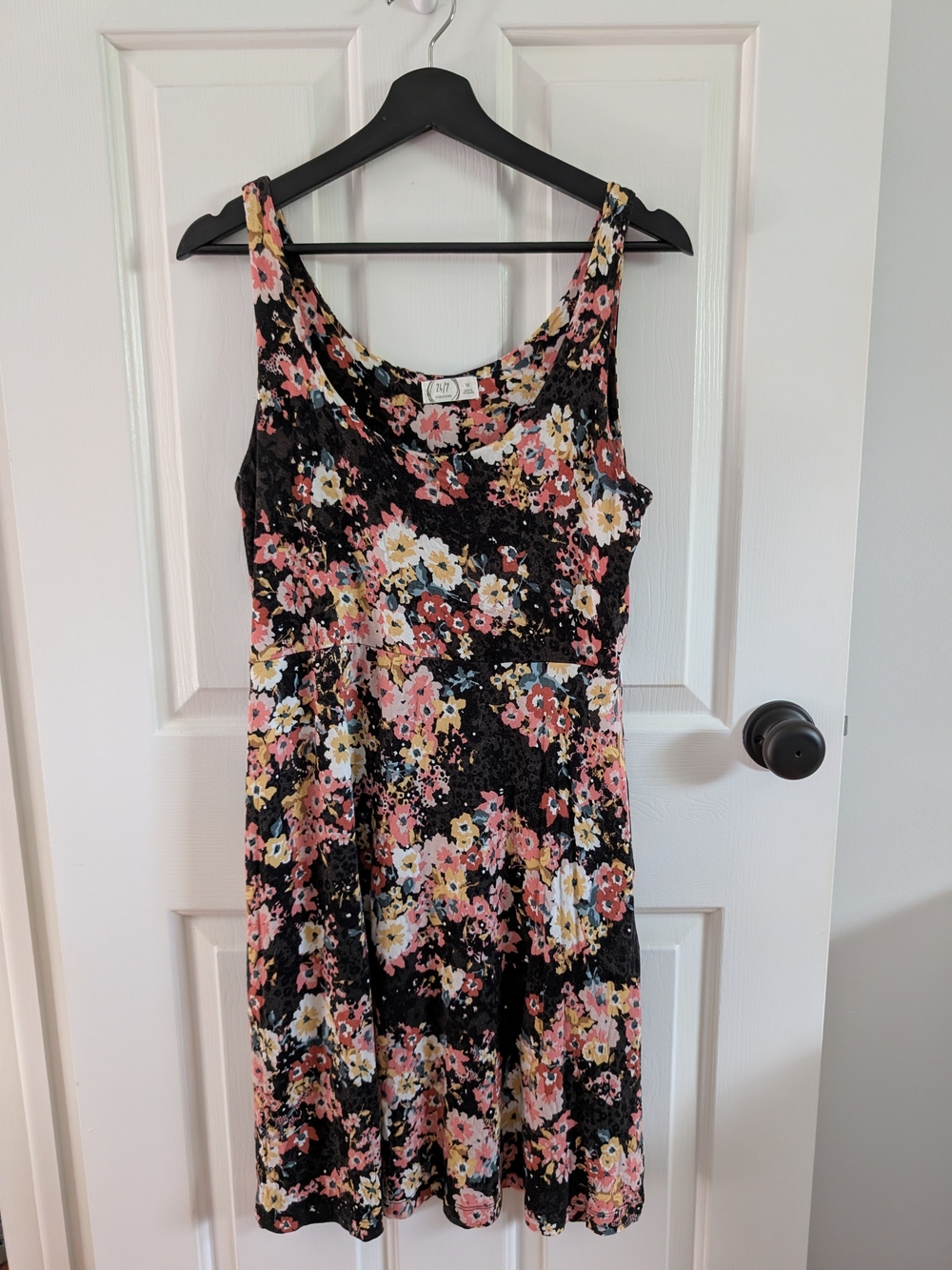Maurices 24/7 Women's Black Floral Midi Dress Pink Cream Flowers Size Medium